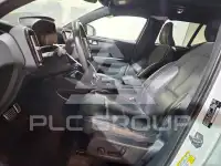 2021 Volvo XC40 фото