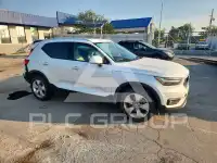 2021 Volvo XC40 фото