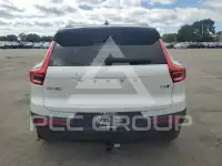 2021 Volvo XC40 фото