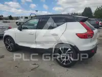 2021 Volvo XC40 фото
