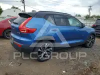 2021 Volvo XC40 photo