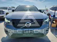 2021 Volvo XC40 photo
