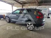 2021 Volvo XC40 фото