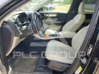 2021 Volvo XC40 фото