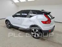 2021 Volvo XC40 фото