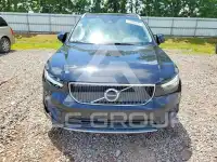 2021 Volvo XC40 фото