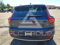 2021 Volvo XC40 фото