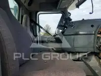 2021 Volvo VNR фото