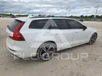 2021 Volvo V60 фото