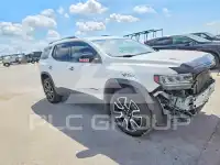 2021 GMC ACADIA photo