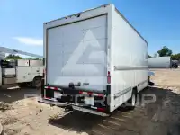 2021 GMC Savana фото