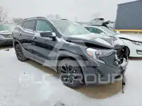 2021 GMC TERRAIN photo