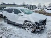 2021 GMC TERRAIN photo