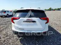 2021 GMC TERRAIN photo