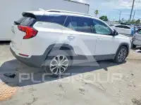 2021 GMC TERRAIN photo