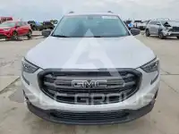 2021 GMC TERRAIN photo