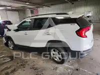 2021 GMC TERRAIN photo