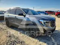 2021 GMC TERRAIN photo