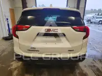 2021 GMC TERRAIN photo