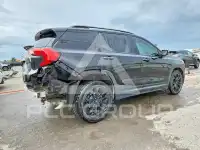 2021 GMC TERRAIN photo