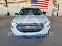2021 GMC TERRAIN photo