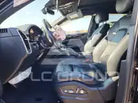 2021 Porsche Cayenne photo