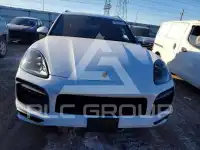 2021 Porsche Cayenne photo