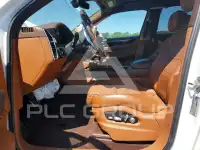 2021 Porsche Cayenne photo