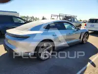 2021 Porsche Taycan photo