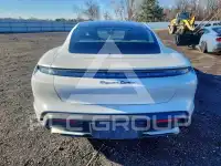 2021 Porsche Taycan photo