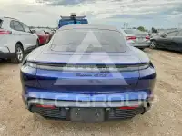 2021 Porsche Taycan фото