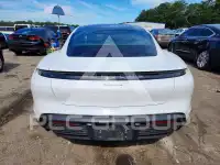 2021 Porsche Taycan фото