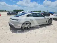 2021 Porsche Taycan photo
