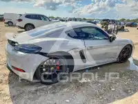 2021 Porsche Cayman photo