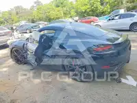 2021 Porsche Cayman photo