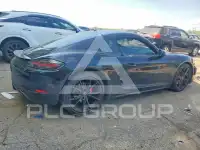 2021 Porsche Cayman photo
