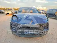 2021 Porsche MACAN photo