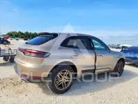 2021 Porsche MACAN photo