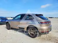 2021 Porsche MACAN photo