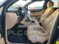 2021 Porsche MACAN photo