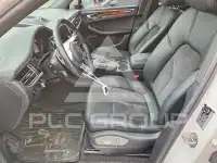 2021 Porsche MACAN photo