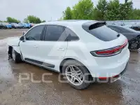 2021 Porsche MACAN photo