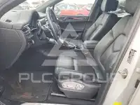 2021 Porsche MACAN photo