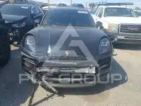 2021 Porsche MACAN photo