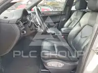 2021 Porsche MACAN photo
