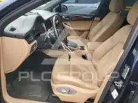 2021 Porsche MACAN photo