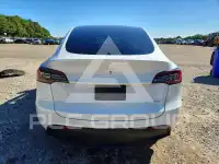 2021 Tesla Model Y фото