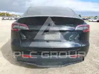2021 Tesla Model Y фото