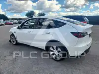 2021 Tesla Model Y фото