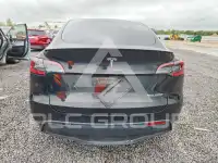 2021 Tesla Model Y photo